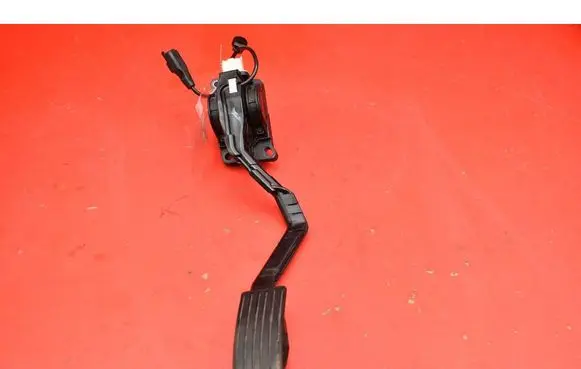 Audi A6 S6 C6 4F Accelerator throttle pedal 9650341780