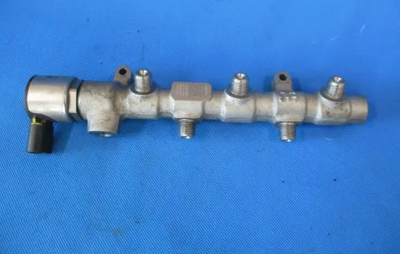 Audi Q7 4M Fuel main line pipe 059130090DL V7APDD6