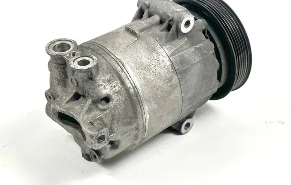 Maserati Quattroporte Air conditioning (A/C) compressor (pump) 