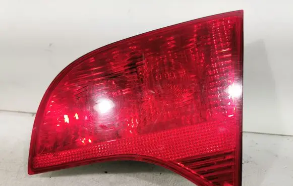Audi A4 S4 B7 8E 8H Tailgate rear/tail lights 8E9945094