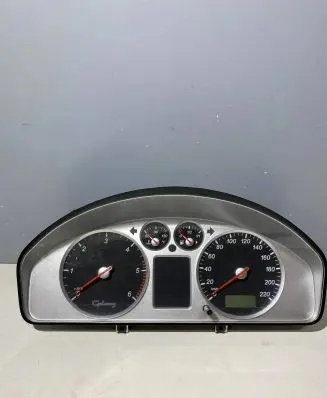 Ford Galaxy Speedometer (instrument cluster) 7M5920800E YM2110849APC 0410010288