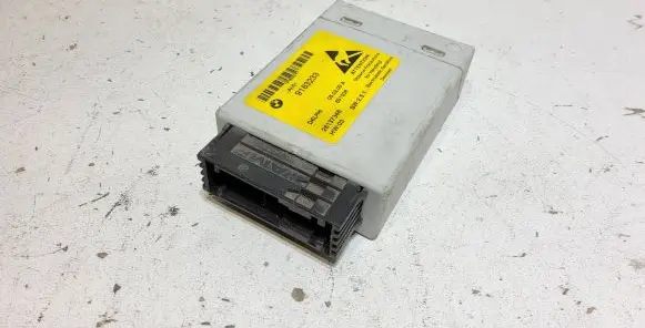 BMW 5 E60 E61 Center console control module 9183233 28137346