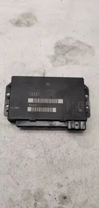 Audi A4 S4 B7 8E 8H Comfort/convenience module 8E0959433AS 00676260 00002726B2