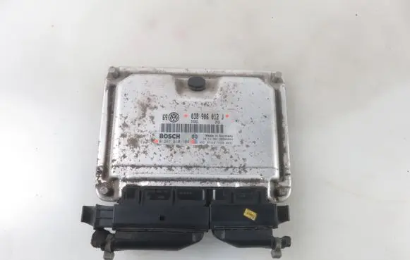 Volkswagen Golf IV Engine control unit/module 0281010104 038906012J