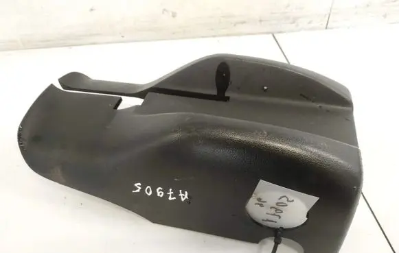 Seat Altea Steering wheel column trim 5P0858566 5P0858559B