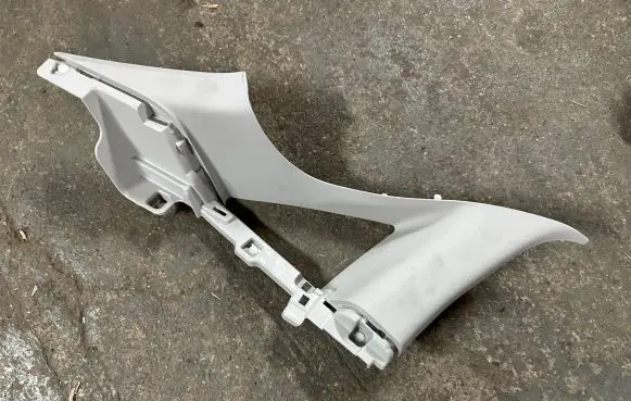 Renault Arkana Tailgate/trunk side cover trim D29632JL000