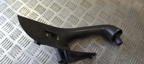 Volkswagen PASSAT B6 Front door window switch trim 3c4867180a