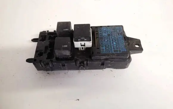 Mitsubishi Space Star Fuse box set mr318828