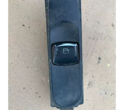Mercedes-Benz Vito Viano W639 Electric window control switch A6395451413