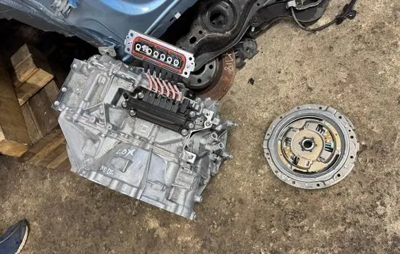 Lexus LBX Automatic gearbox 06YA24