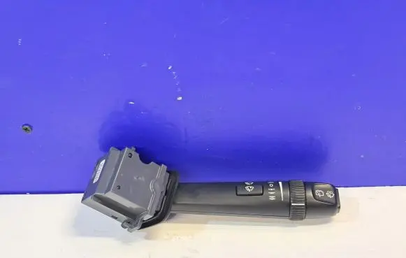 Volvo XC90 Wiper control stalk 30768101