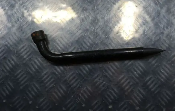 Ford Focus Wheel nut wrench 93BB17032AB