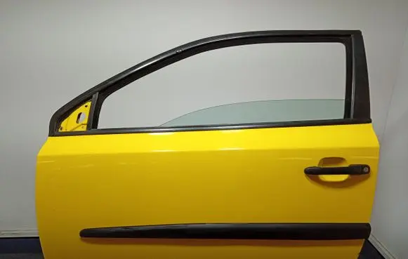 Fiat Stilo Front door