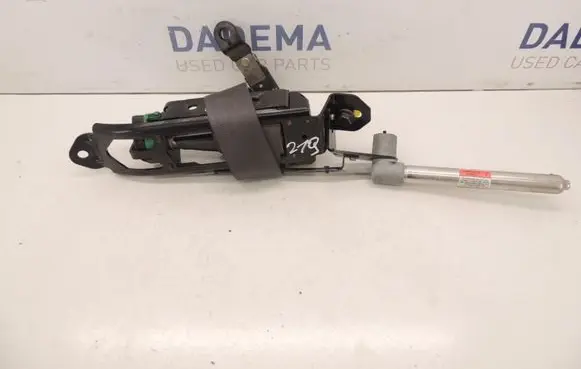 Volvo S80 Front seatbelt 9476735 D219