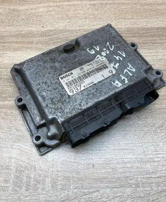 Alfa Romeo 147 Engine control unit/module ECU 55185365 93741AAA