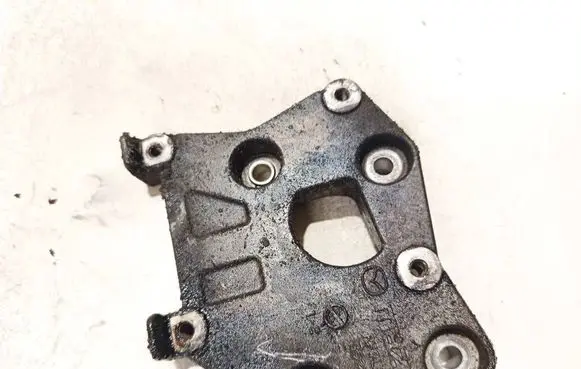 Mazda 5 Engine mounting bracket rf7l15810 s5227