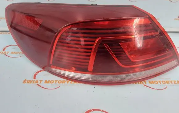 Volkswagen PASSAT CC Rear/tail lights 3C8945207AD