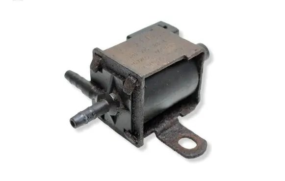 Volkswagen II LT Turbo solenoid valve 028906283A