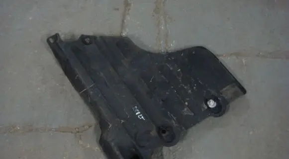 Peugeot 208 II Other under body part 