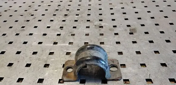 Hyundai Santa Fe Sway bar bush bracket, front 