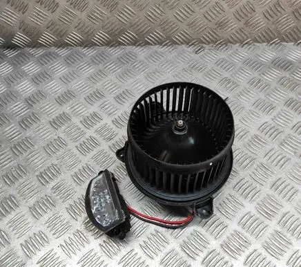 Volvo XC40 Heater fan/blower 31497512 8888773987