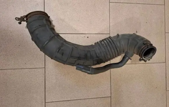 KIA Ceed Air intake hose/pipe 28138-1R200
