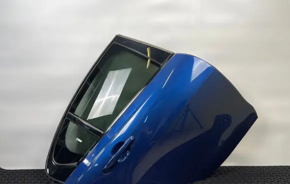 Jaguar XE Rear door