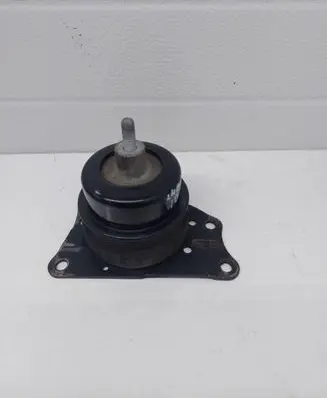Seat Ibiza IV (6J,6P) Engine mount bracket