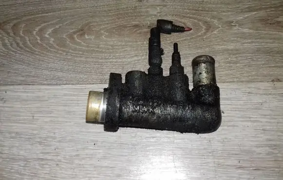 Volvo V70 Coolant heater 074121146H