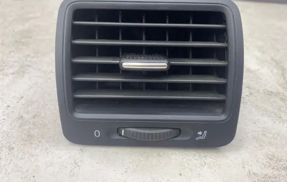 Volkswagen Golf V Dashboard side air vent grill/cover trim 1K0819709