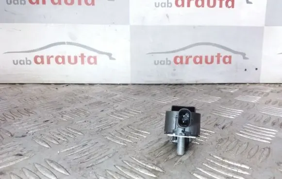 BMW M5 Airbag deployment crash/impact sensor 6577922417801 9224178