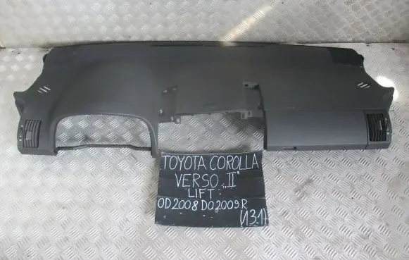 Toyota Corolla Verso AR10 Dashboard