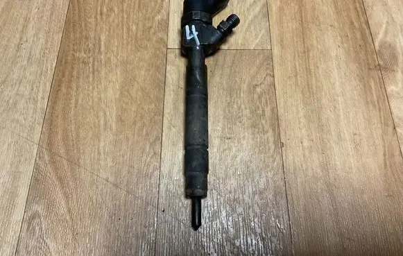Mercedes-Benz A W168 Fuel injector A6680700287