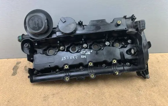 BMW 1 E81 E87 Rocker cam cover 11128508570 8508570