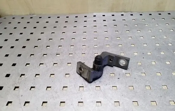 Audi Q7 4L Front door upper hinge