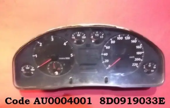 Audi A4 S4 B5 8D Speedometer (instrument cluster) 8D0919033E AU0004001