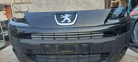 Peugeot Partner Front bumper 