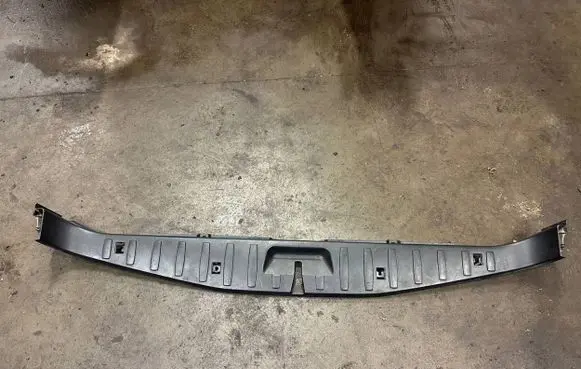 BMW X3 E83 Trunk/boot sill cover protection 7049045 528506710 528506410