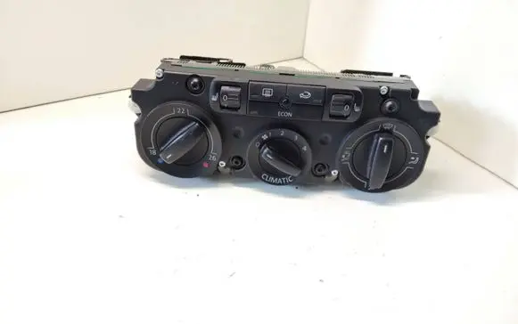 Volkswagen PASSAT B6 Climate control unit 5370171CF 74730921 14730921