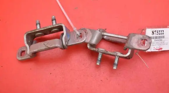 Opel Astra K Tailgate/trunk/boot hinge 39039655