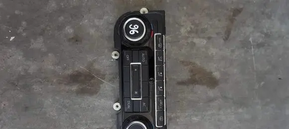 Volkswagen PASSAT B7 Climate control unit 5K0907044DG SW0909 5HB00974671