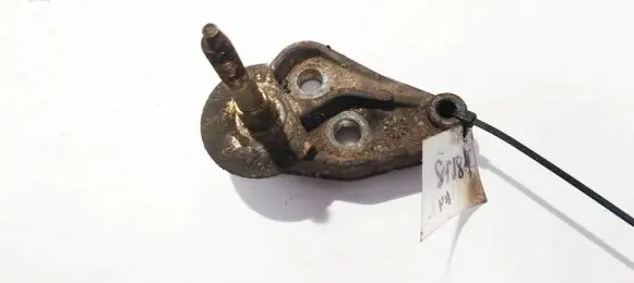 Citroen Xsara Picasso Engine mounting bracket