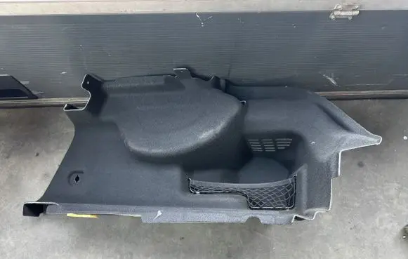 Mercedes-Benz CLA C118 X118 Front door card panel trim 1186905401
