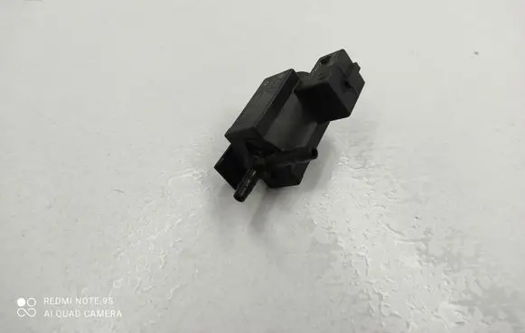 BMW 5 E60 E61 Turbo solenoid valve 7810831 70231800