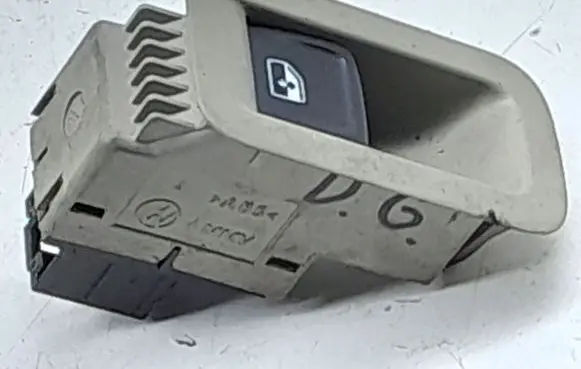 Volkswagen Golf VII Electric window control switch 5G0959855M