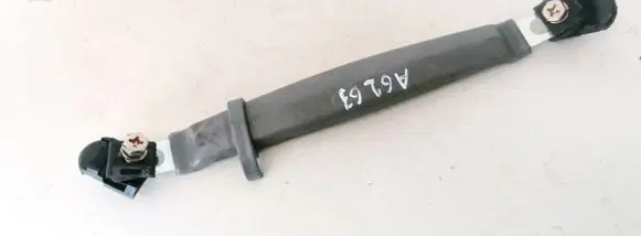 Hyundai Trajet Rear interior roof grab handle
