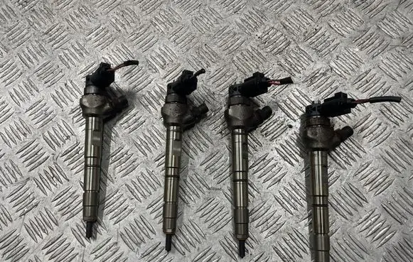 Fuel injectors set