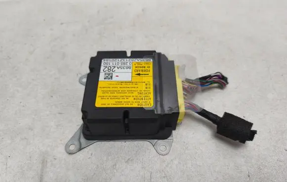 Mitsubishi Outlander Airbag control unit/module 8635A282