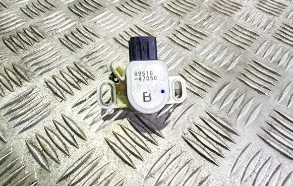 Toyota Auris E180 Sensor 8951047050