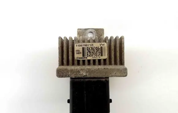 Nissan Qashqai Glow plug pre-heat relay 11067807R